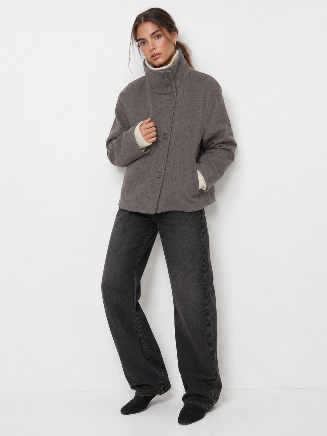 High-Collar Buttoned Jacket