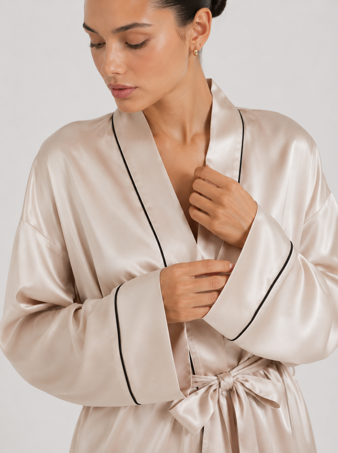 Contrast-Piped Open-Front Dressing Gown