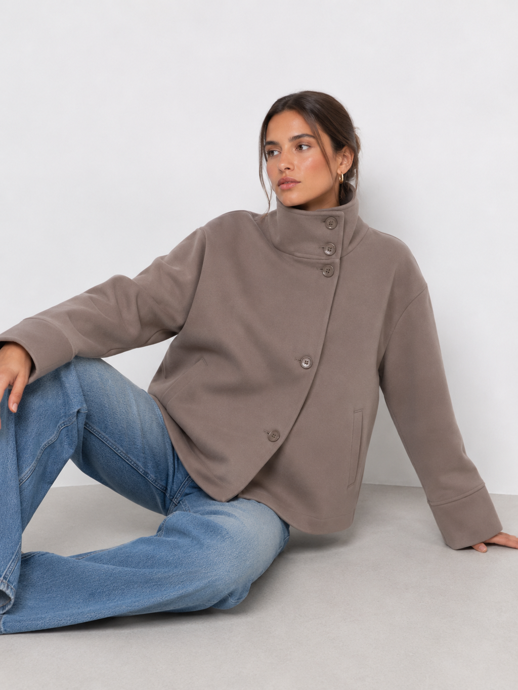 High-Collar Buttoned Jacket