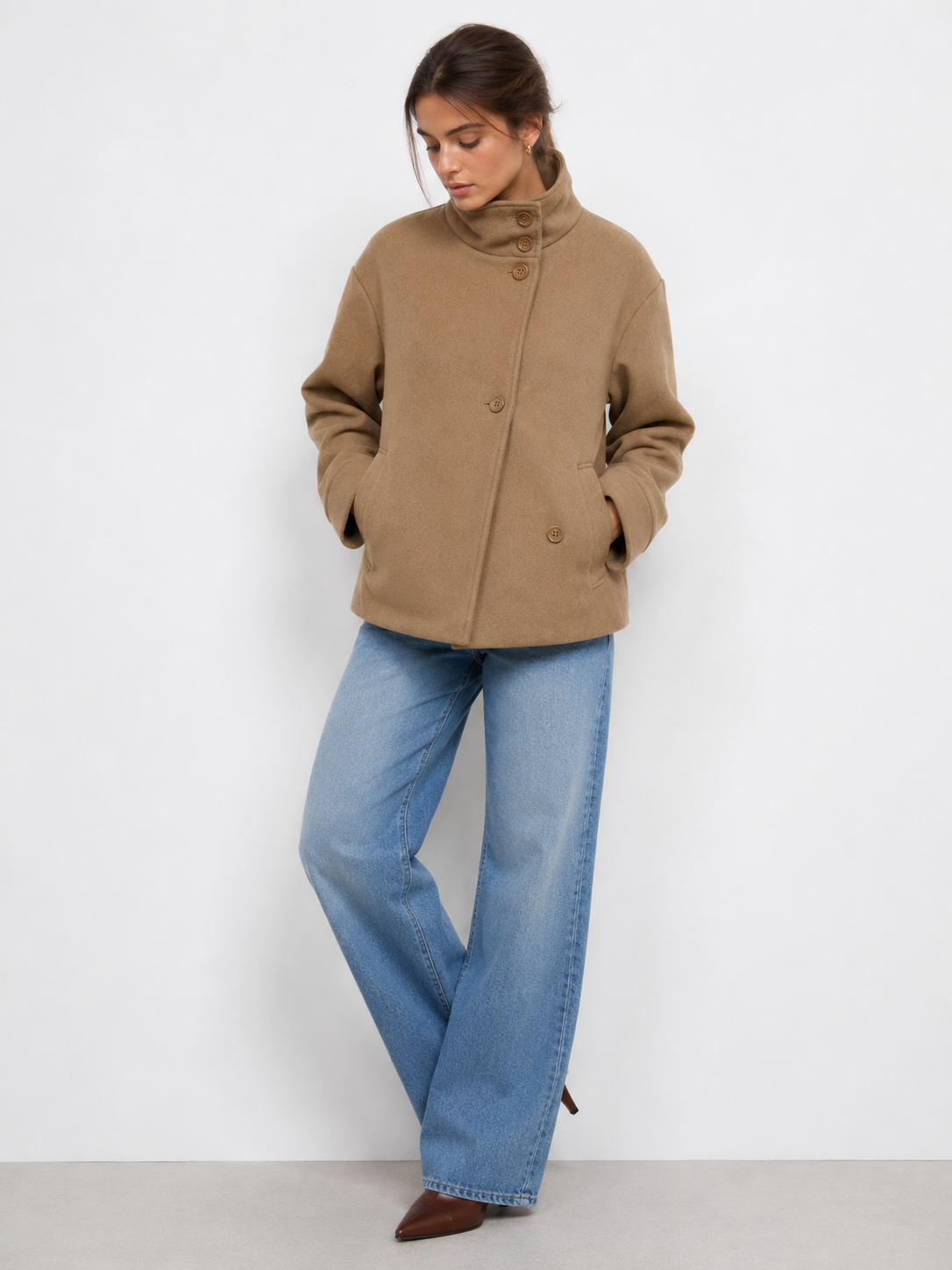 High-Collar Buttoned Jacket