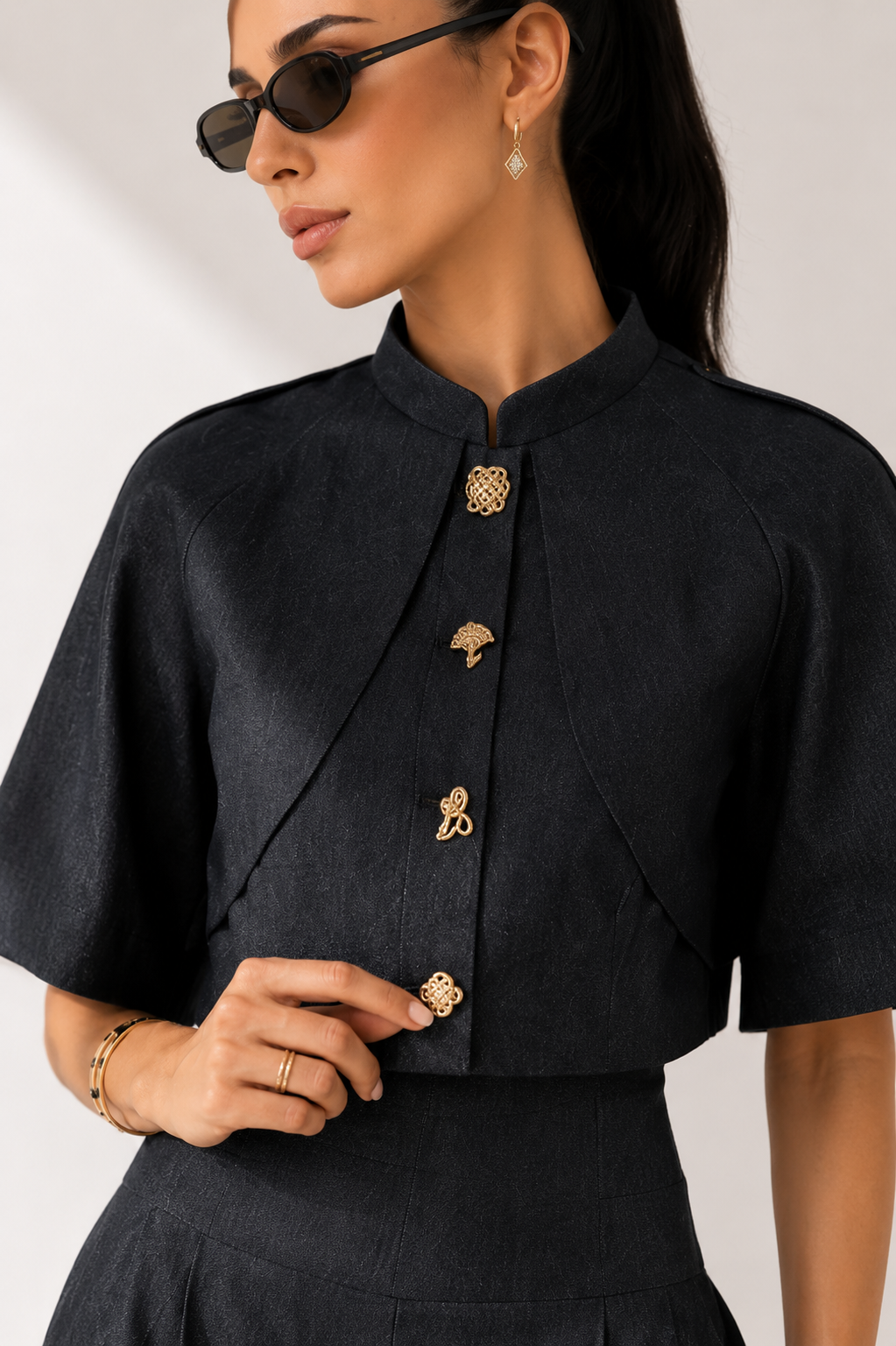 Tailored High-Waist Wide-Leg Trousers with Structured Button-Detail Top