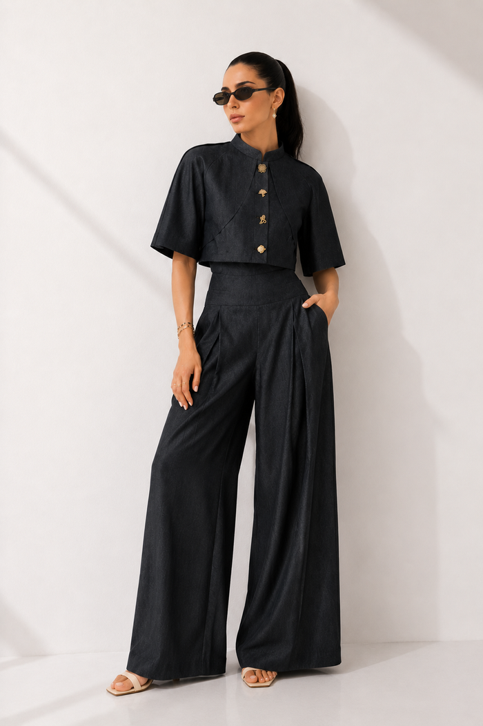 Tailored High-Waist Wide-Leg Trousers with Structured Button-Detail Top