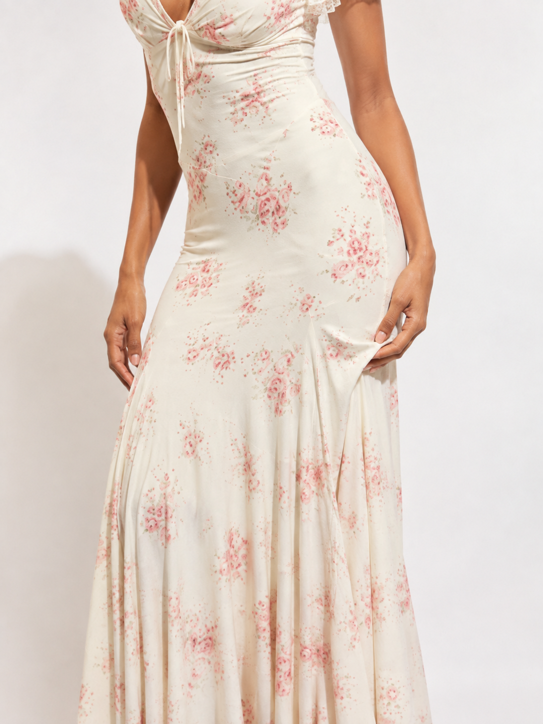 Floral Flutter-Sleeve Pleated Maxi Dress
