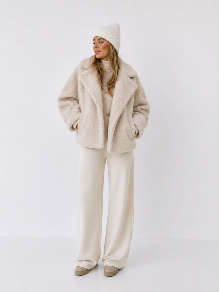 Premium Teddy Shearling Jacket in Cream