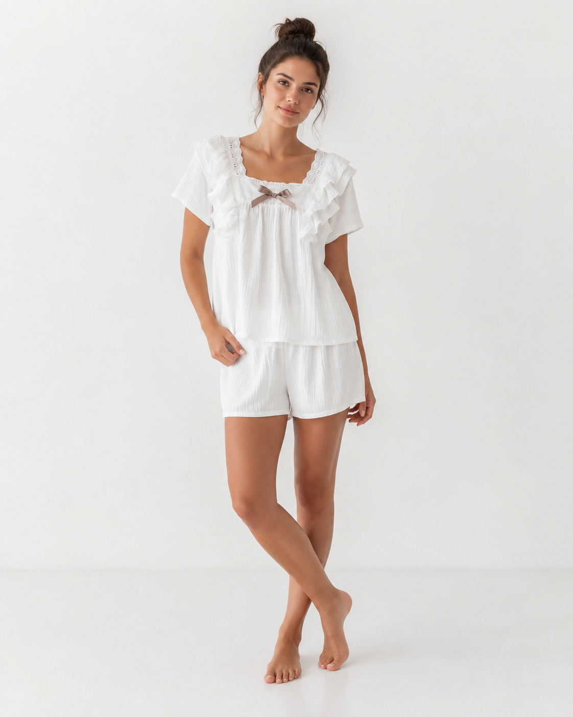 Textured Cotton-Gauze Pyjama Set with Lace Trim and Ruffled Edges(ok)