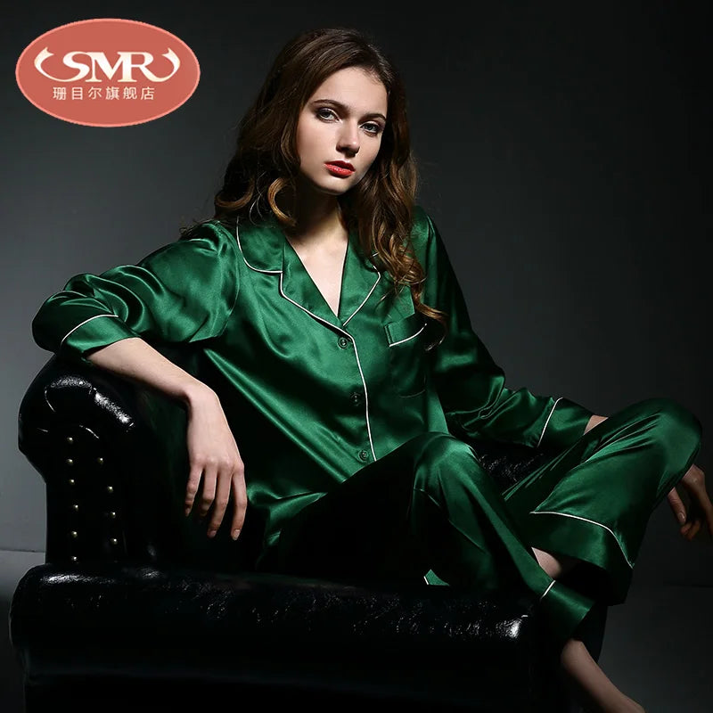 Satin-Finish Tailored Pyjama Set with Contrast Trim