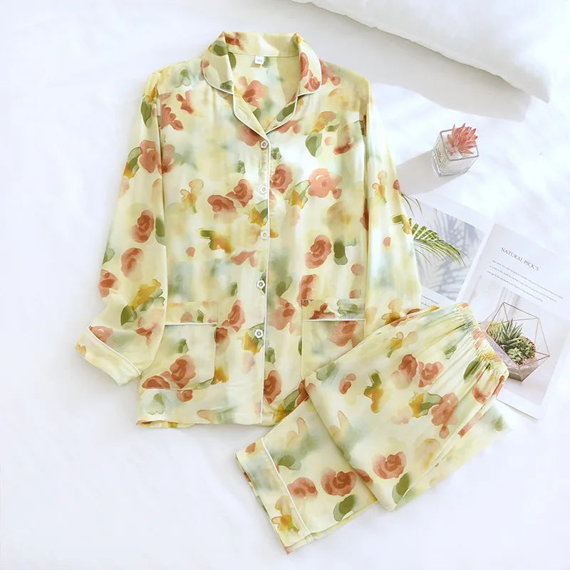 Satin-Finish Long Pyjama Set with Fine Piping
