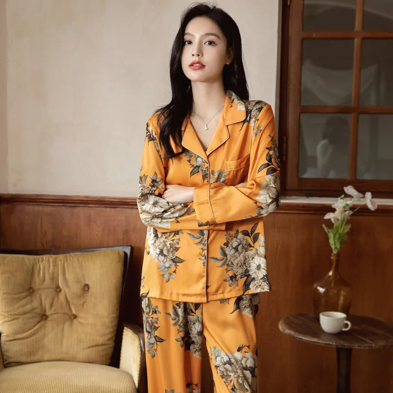 Satin-Finish Long-Sleeved Pyjama Set with Fine Piping