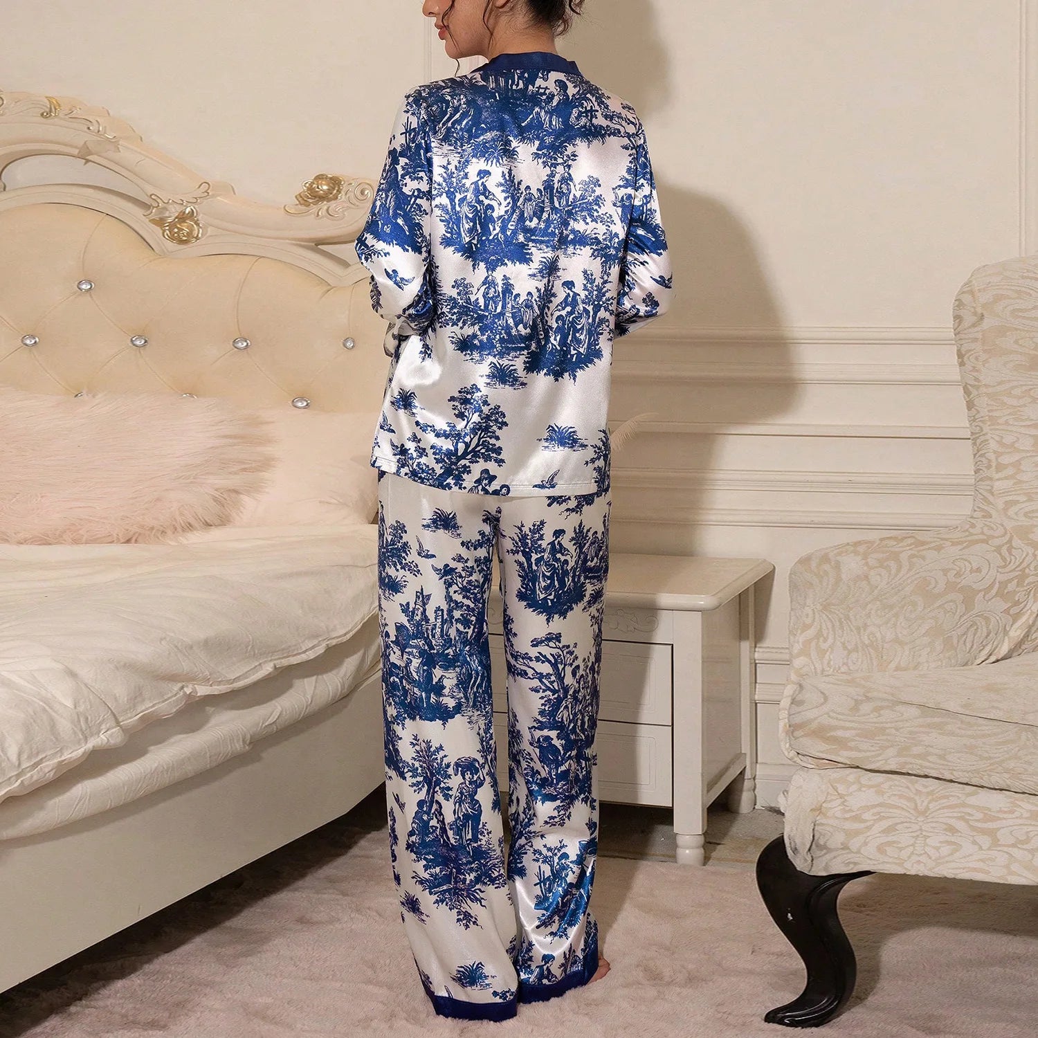 Satin-Finish Long-Sleeved Pyjama Set with Contrast Panelling