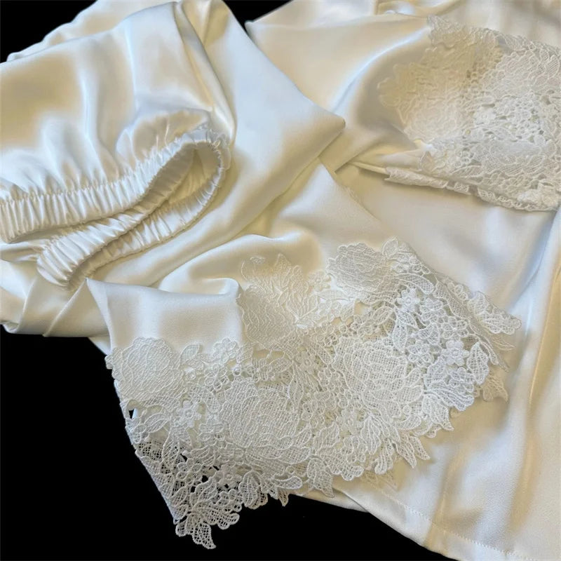 Satin-Finish Short Pyjama Set with Exquisite Scalloped Lace